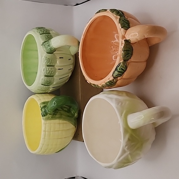 Vintage Ceramic Vegetable Soup Mugs 4 Count 6.25" X 3.75" - Picture 2 of 16